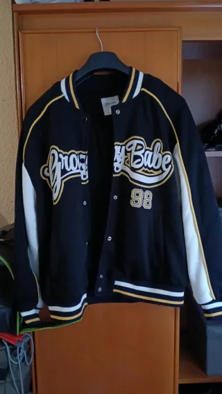 Chaqueta Bomber Bershka Groovy Babe 98