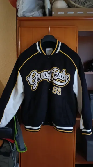 Chaqueta Bomber Bershka Groovy Babe 98