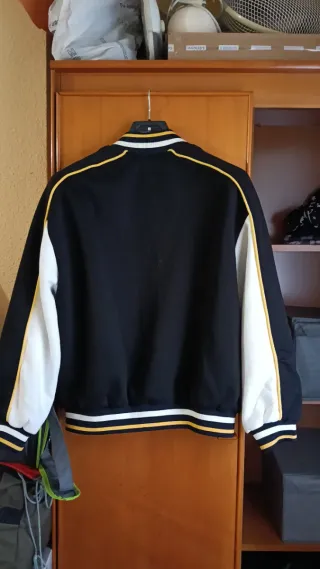 Chaqueta Bomber Bershka Groovy Babe 98