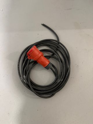 Cable + Enchufe industrial MENNEKES 16A 3P+