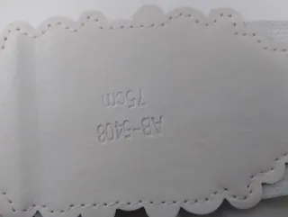 Cinturón elástico plateado con cristales