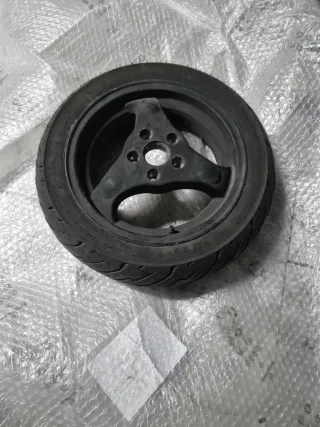 Rueda Scomadi 125cc trasera