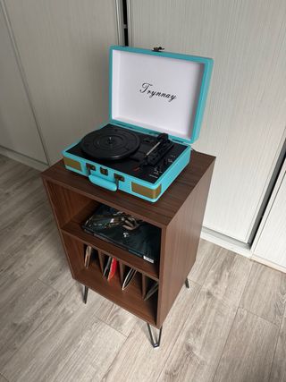 Mueble para tocadiscos y vinilos