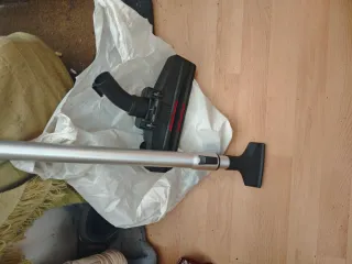 Aspiradora AEG Cyclon Compact 800w