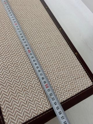 Baúl mediano beige y marrón