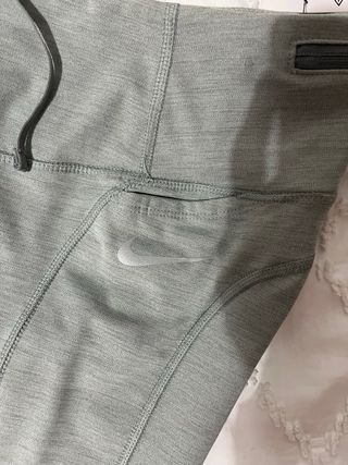 Mallas Nike grises sin estrenar
