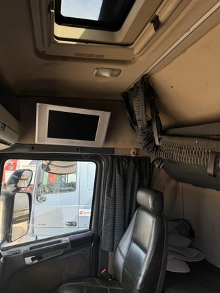 SCANIA R500 6X2 + HIAB 377EP-5 + Control Remoto