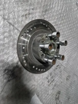 Brida Rueda Trasera Scomadi 125cc