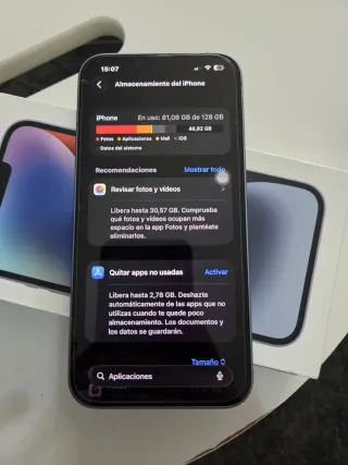 iPhone 14 Azul 128GB + 4 fundas