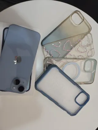 iPhone 14 Azul 128GB + 4 fundas