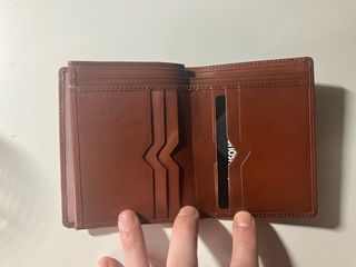 Cartera de piel de vacuno