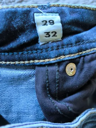 Vaqueros hombre azul