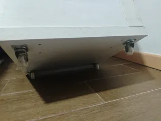 Mueble auxiliar blanco