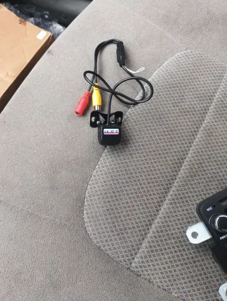 Pantalla Táctil y Cámara Coche