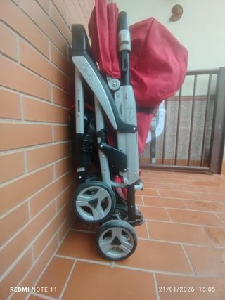 Passeggino gemellare PegPerego Aria rosso