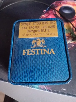 Reloj Festina Dorado y Marrón