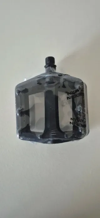 Pedales de bicicleta negros