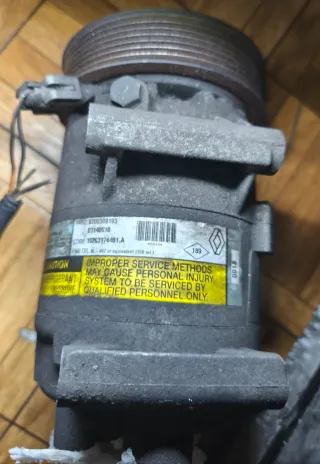 Varios recambios de Megane 1.9 diesel