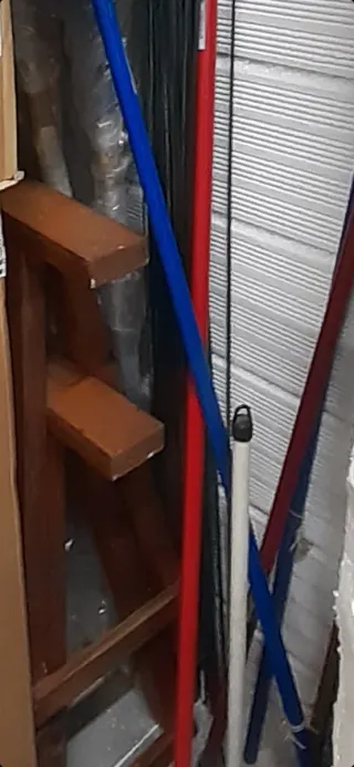 2 Caballetes de Madera 10 € cada uno