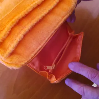 Portafogli Fiorucci  vintage arancione con cuore