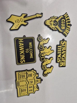 5€ x 2 Llaveros Stranger Things