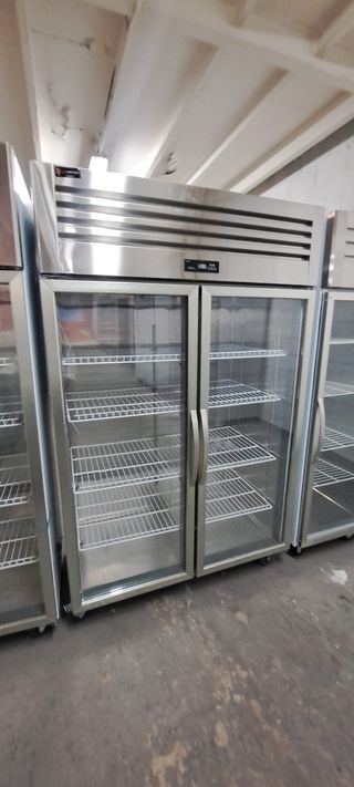 ARMARIO EXPOSITOR 2 PUERTAS DE CRISTAL NUEVO