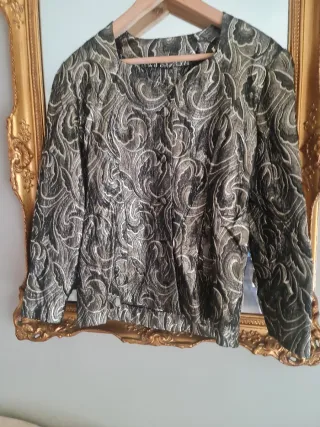 Seda Salvaje L/XL Negra y Dorada