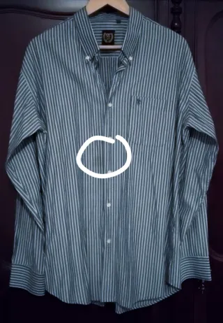 Camisa de rayas azul y blanca para hombre