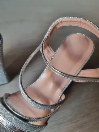 Sandalias de fiesta / boda plateadas