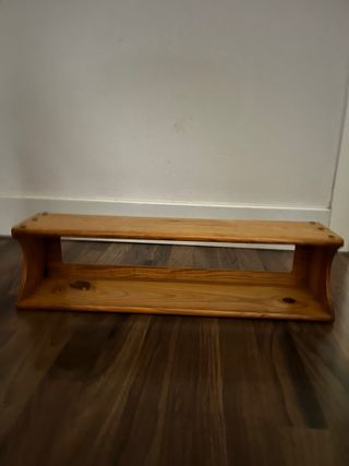 Estantería de madera