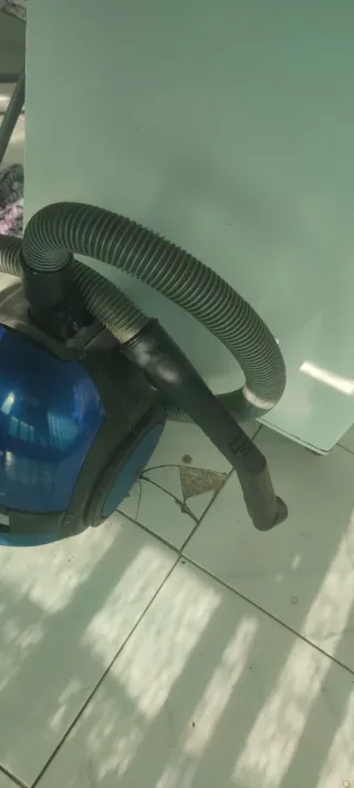 Aspiradora De Bolsa LG 1700W