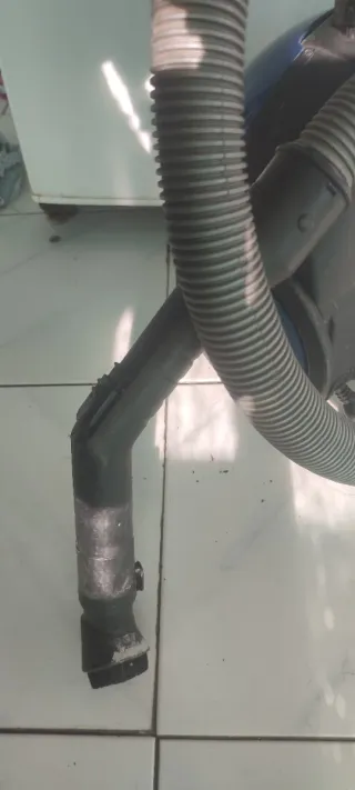 Aspiradora De Bolsa LG 1700W