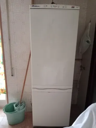 Nevera blanca y lavadora