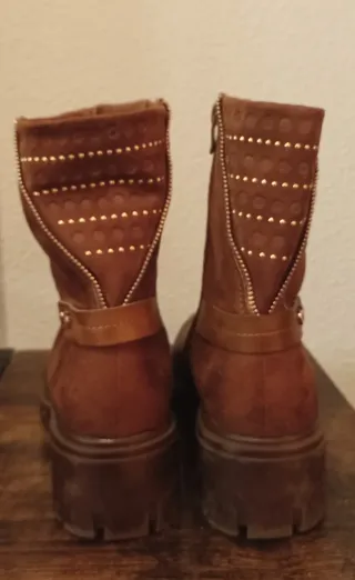 Botines marrones talla 40