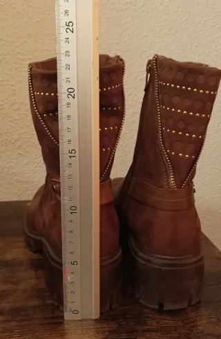 Botines marrones talla 40