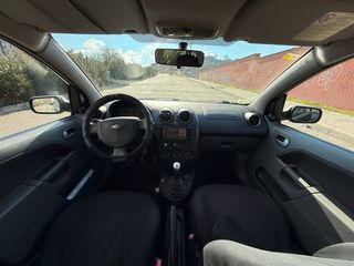 Ford Fiesta 2003