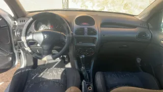 Peugeot 206 2003