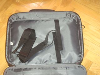 CASE LOGIC MALETÍN PORTÁTIL 17,3". NUEVO.