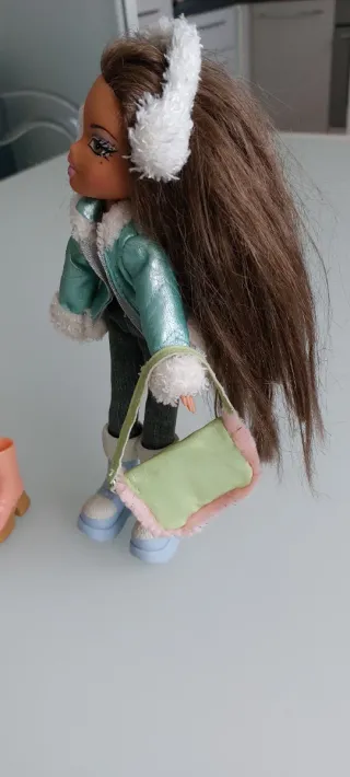 Bambola Bratz con accessori