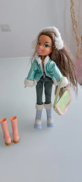 Bambola Bratz con accessori