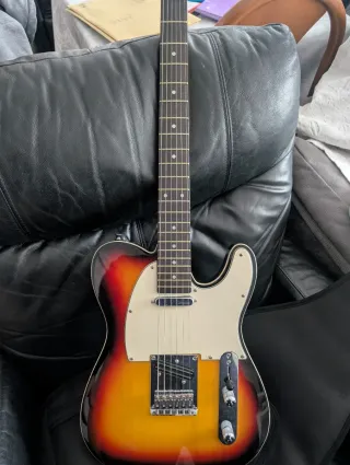Réplica American Telecaster Sunburst
