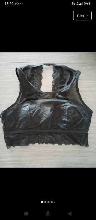 Bralette de encaje negro