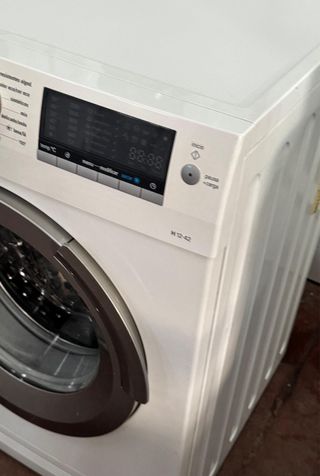 LAVADORA SECADORA SIEMENS  H12-42 Wash&Dry 7/4 kg