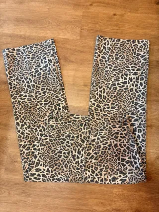 Pantalón Lefties Estampado Leopardo