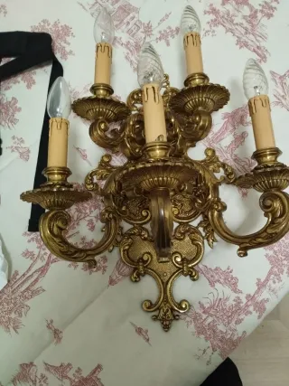 Aplique de bronce antiguo