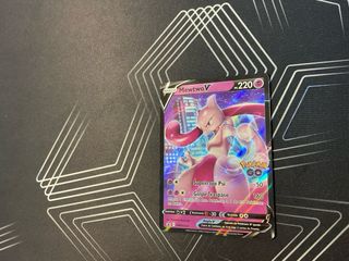Mewtwo V Pokémon GO Carta
