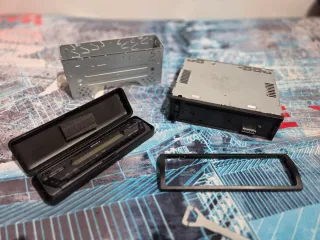 Radio CD Sony CDX-S2050V