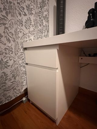 Escritorio MALM IKEA