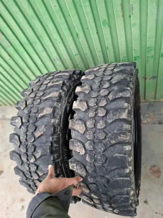 Llantas 16" y neumáticos todoterreno 4x4