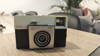 Cámara Kodak Instamatic 25